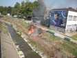 Tuzlanski vatrogasci gasili vatru u koritu Jale