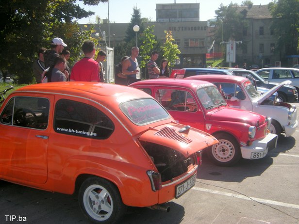 etrnaesti oktobarski Auto Rally u Tuzli