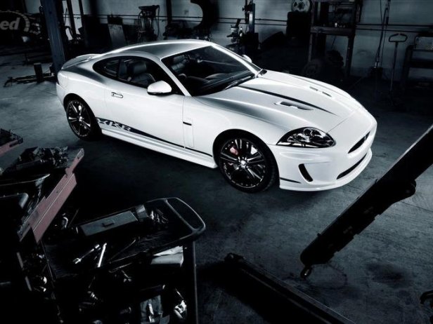 2011-jaguar-xkr-special-e-14_800x0w
