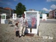 Foto: Na Trgu slobode otvorena izložba slika Rifata Zahirovića