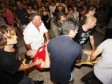Foto: Frontmen TBF-a  pao s bine na koncertu u Zadru