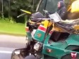 Video: Na autocesti vozio potpuno demolirani kamion