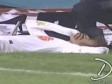 Video: Evo kako se zaustavlja Neymar