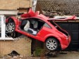 Foto/Nevjerovatna saobraćajna nesreća:  Audijem TT uletio im u kuću
