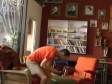 Video: Usudite se sjesti na ovu stolicu