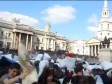 Video: Masovna borba jastucima