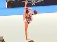 Video: Nevjerovatno talentirana mlada gimnastičarka